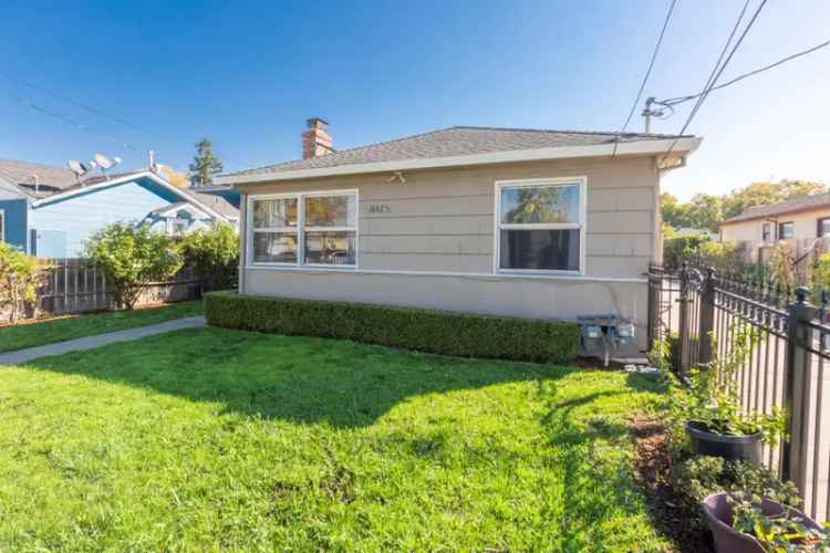 House For Sale in 1064, West 15th Avenue, Escondido, California