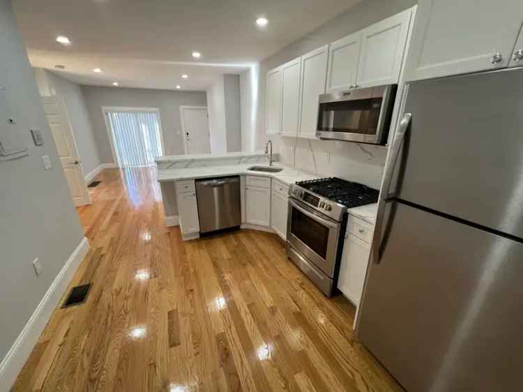 Rent 1 Bed Apartment in Somerville with Pet Friendly Features