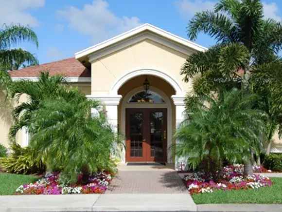 Rent Luxury Apartments in Port Saint Lucie with Premium Features