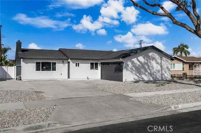 House For Sale in 8811, Lanett Street, Cypress, California