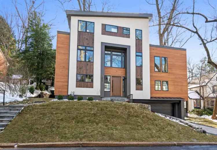 House For Sale in 5244, Watson Street Northwest, Washington, District of Columbia