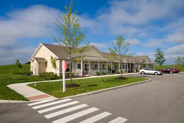 Rent Apartments for Independent Senior Living in Noblesville