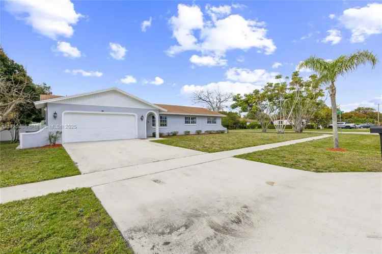 House For Sale in 580, Snapper Way, Delray Beach, Florida