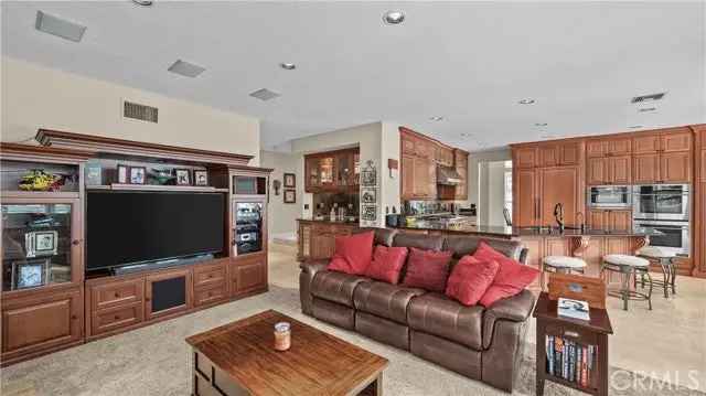 House For Sale in 2221, Ventia, Tustin, California