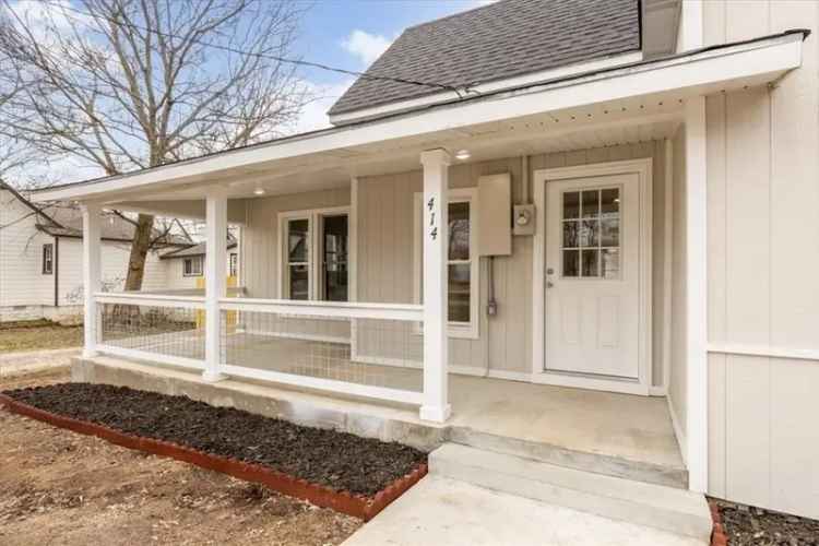 House For Sale in 414, North Maxwell Street, Siloam Springs, Arkansas