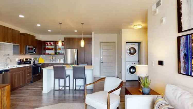 Rent luxury apartments in Phoenix with modern features and amenities