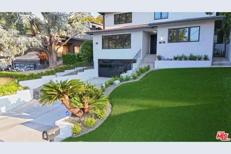 House For Sale in 15204, Valley Vista Boulevard, Los Angeles, California