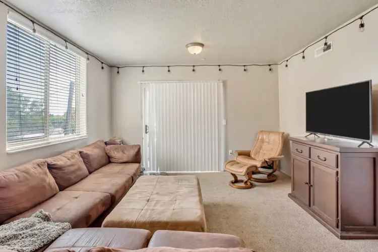 Rent Apartment Unit in Spacious Condo Near BYU with Multiple Rooms