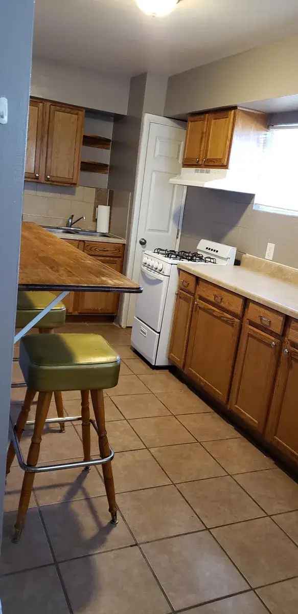 Rent Cozy Apartment Near Franklin Mountains with Private Entrance