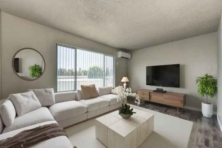 Rent Lincoln Woods Apartments with Spacious Floor Plans and Great Features