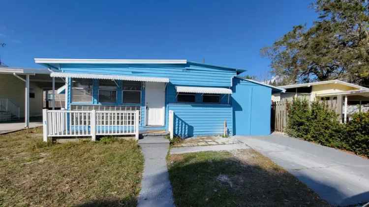 Rent Updated Mobile Home Duplex with 3 Beds and 2 Baths in Pic Town