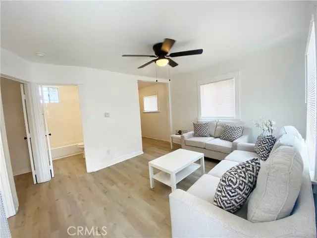 House For Sale in 1723, West 59th Place, Los Angeles, California