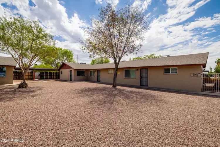 Invest in a Triplex Near Downtown Phoenix with 6 Units and Great Features