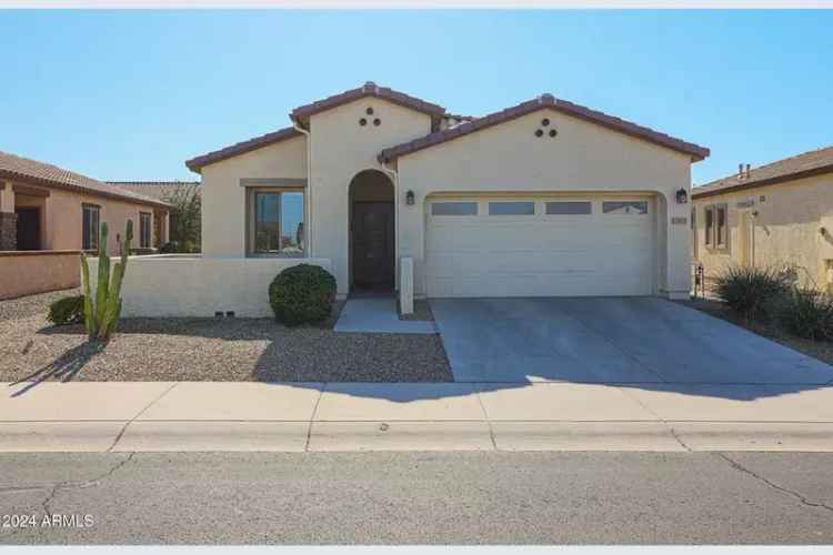 Rent Elegant Home in Arizona with Desert Landscaping and Mountain Views