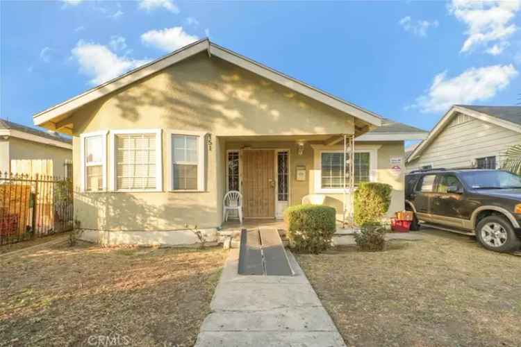 House For Sale in 151, West 110th Street, Los Angeles, California