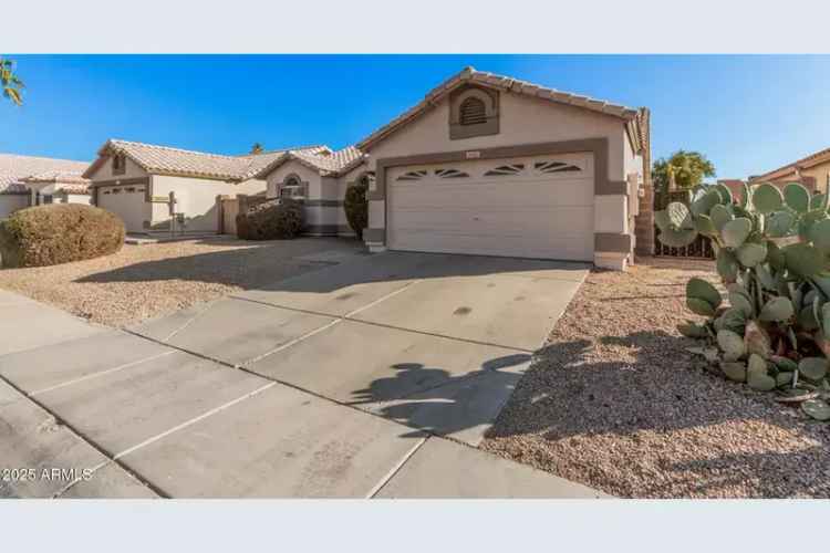 Buy Glendale Pool Home with 3 Beds 2 Baths and Gorgeous Features