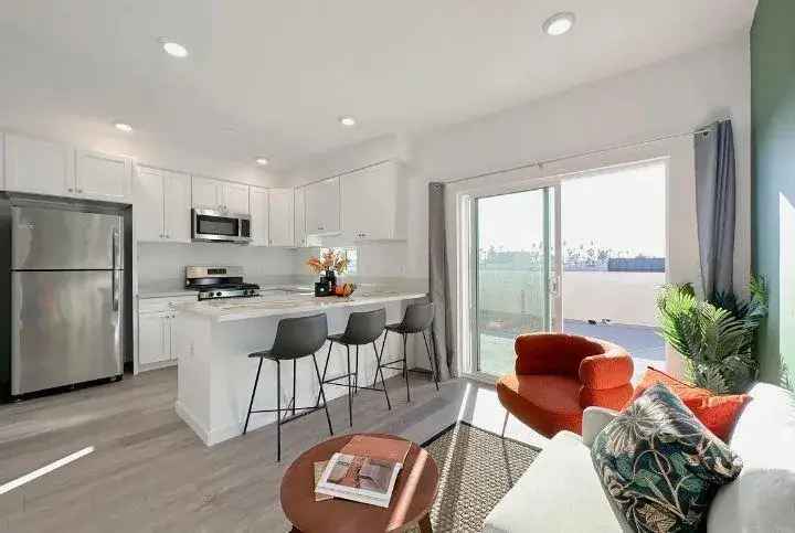 Rent Co-living Duplex Near Koreatown Fully Furnished