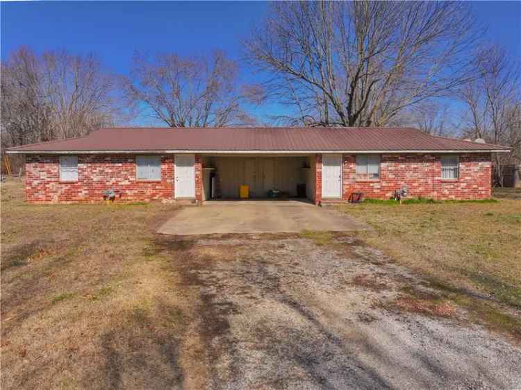 House For Sale in Fayetteville, Arkansas