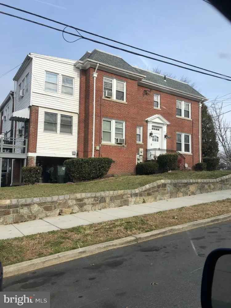 House For Sale in 301, Jefferson Street Northwest, Washington, District of Columbia