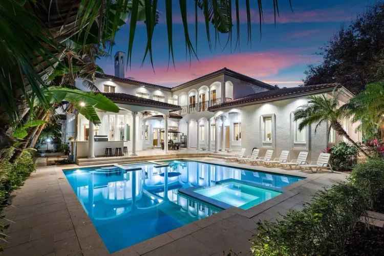 House For Sale in Ocean Ridge, Florida