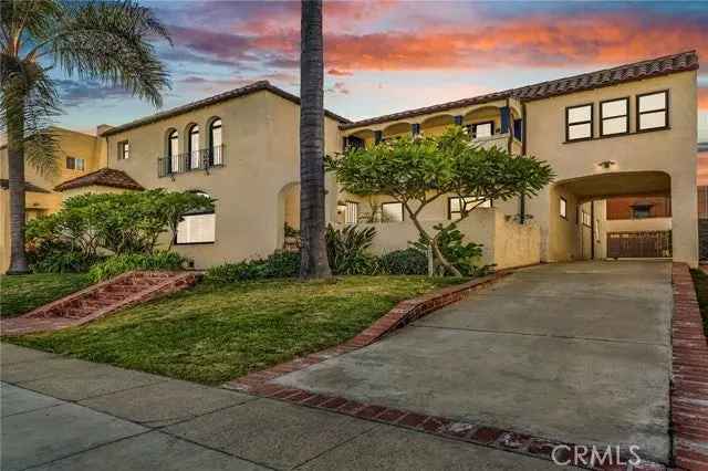 House For Sale in 933, South Sycamore Avenue, Los Angeles, California