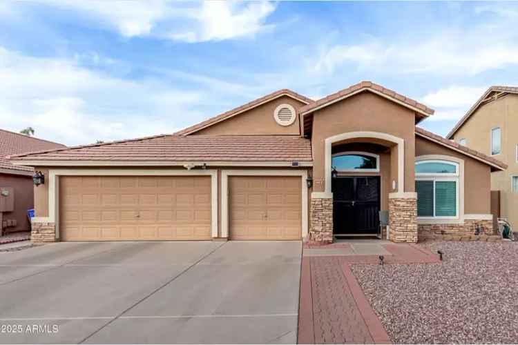 Buy 4 Bedroom House in Chandler with Spacious Backyard and 3 Car Garage