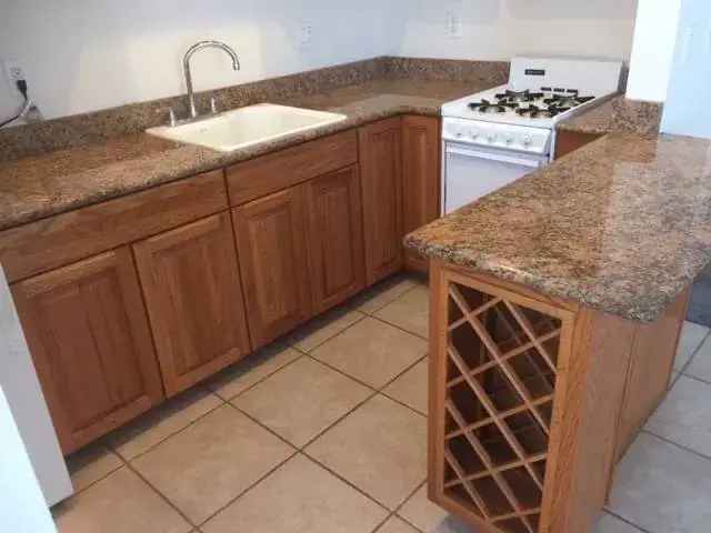 Rent Beachfront Studio Apartment in Long Beach with Elegant Features