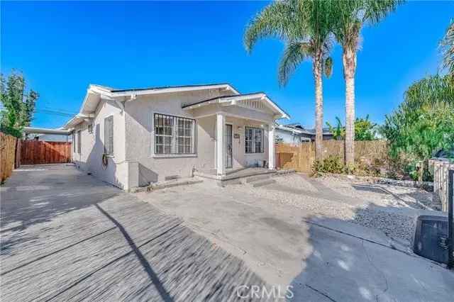 House For Sale in 6715, 6th Avenue, Los Angeles, California