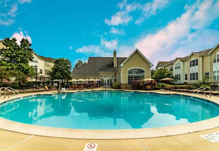 Rent Apartments in Sayreville NJ with Luxury Amenities and Great Location