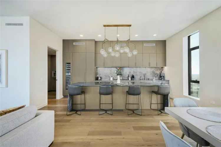 Lease Stunning Penthouse in Austin with Luxury Living Features