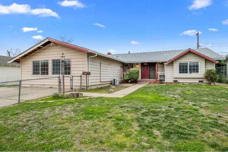 House For Sale in 9965, Redstone Drive, Rancho Cordova, California