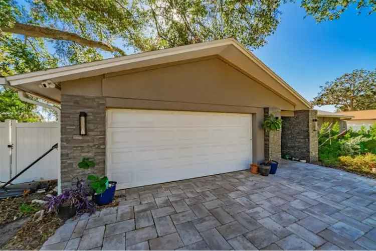 Buy smart pool home in Clearwater Pinellas County with luxury features