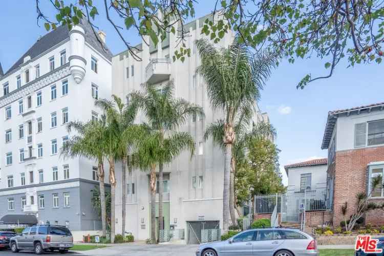 House For Sale in 906, South Serrano Avenue, Los Angeles, California