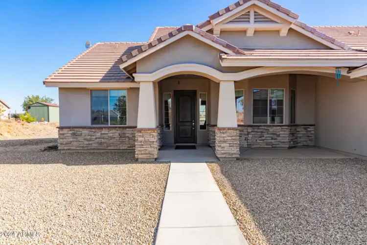 Buy Home with Panoramic Desert Views and 4 Bedrooms for Your Family