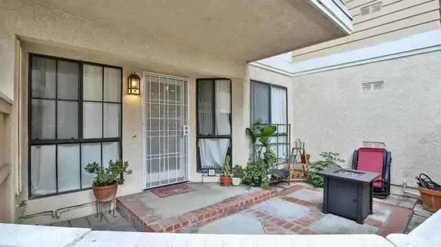 House For Sale in 7770, Youngdale Way, Stanton, California