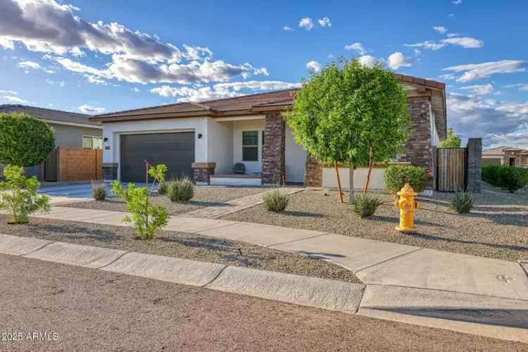 Buy Home in Smoketree Dr with 3 Bedrooms and Beautiful Backyard