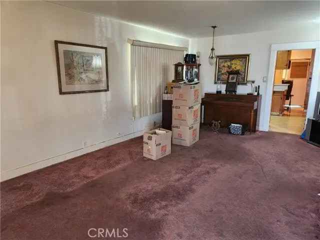 House For Sale in 1428, West 84th Street, Los Angeles, California