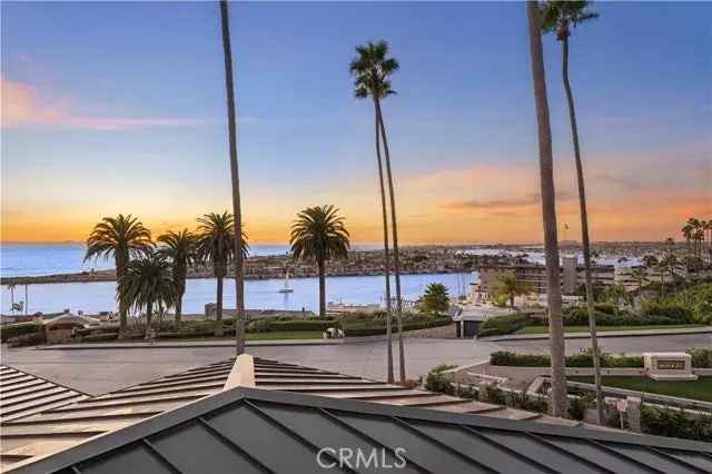 House For Sale in 212, Goldenrod Avenue, Newport Beach, California