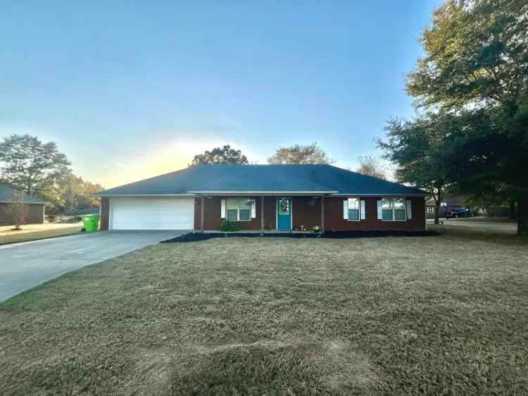 House For Sale in 196, Shady Grove Road, Clarksville, Arkansas