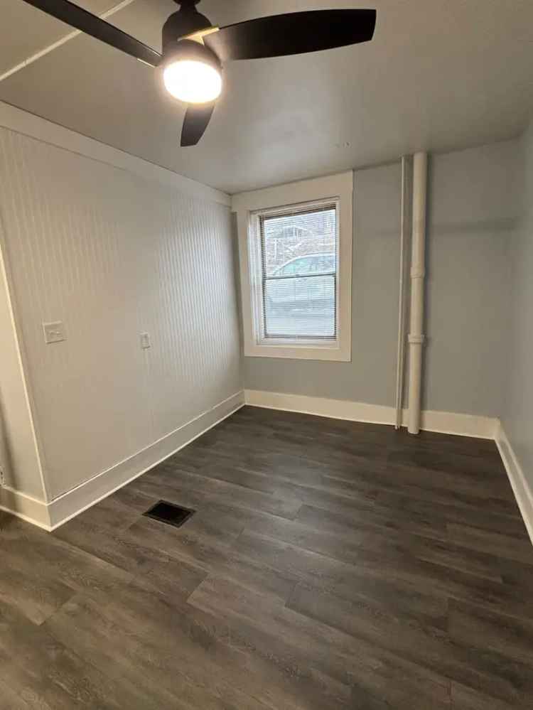 Rent Modern Studio Apartment in Grand Rapids with Updated Features