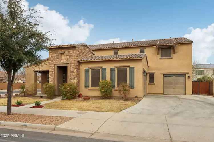 Buy Luxury Home in Queen Creek with Spacious Features and Backyard