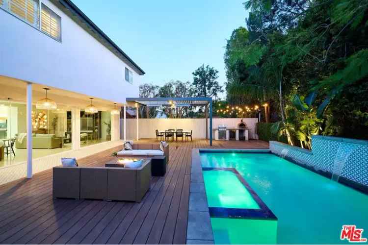 Buy House in Mar Vista with Modern Elegance and Backyard Oasis