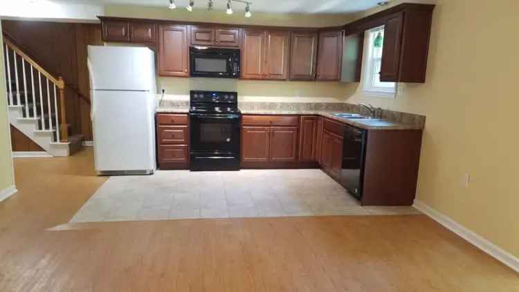 Rent Apartment Unit in Hixson with Modern Features and Backyard