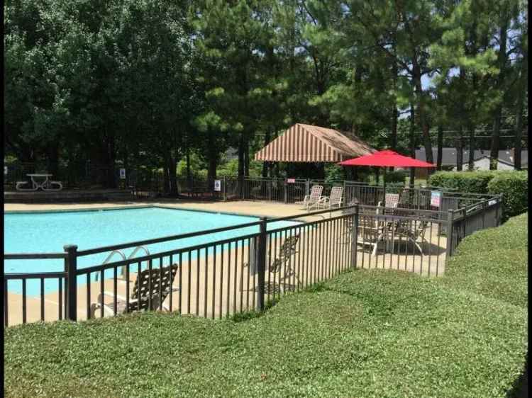 Rent Mill Creek Apartments in Memphis with Gated Community Features