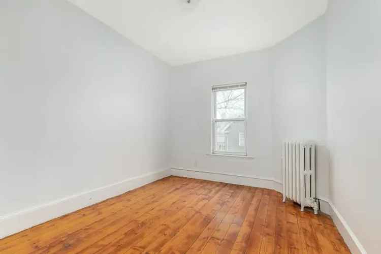 Rent 4 Bedroom Apartment in Somerville with Hardwood Flooring and Natural Light