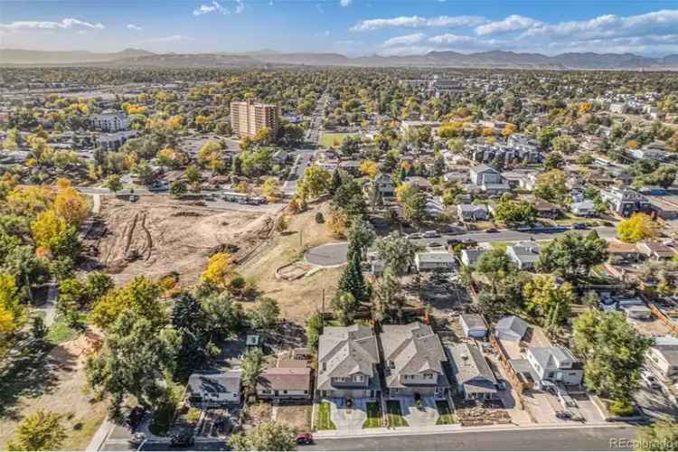 Buy Stunning Townhome in Denver Features Gourmet Kitchen and Park Access