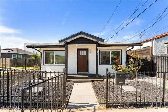 House For Sale in 2635, Carmona Avenue, Los Angeles, California