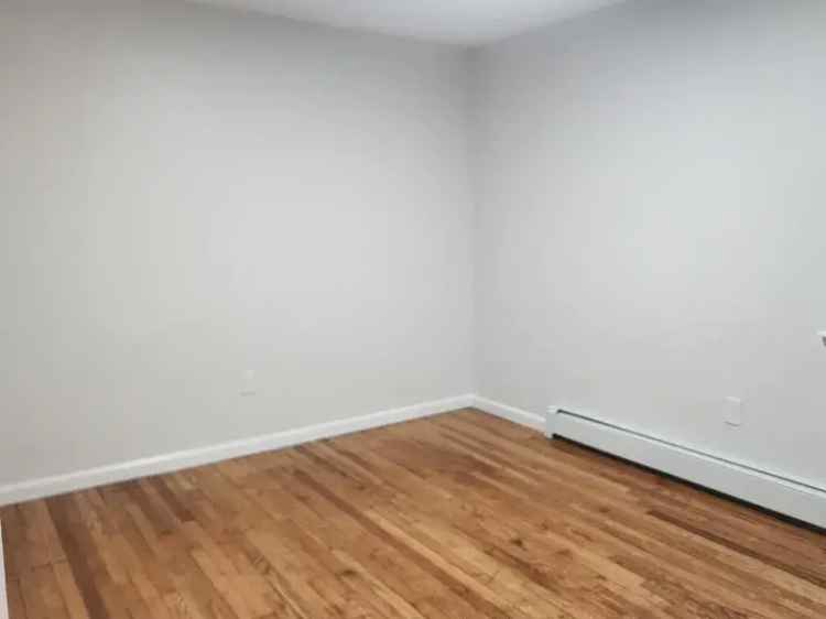 Rent Apartment Unit in Poughkeepsie with Renovated Features