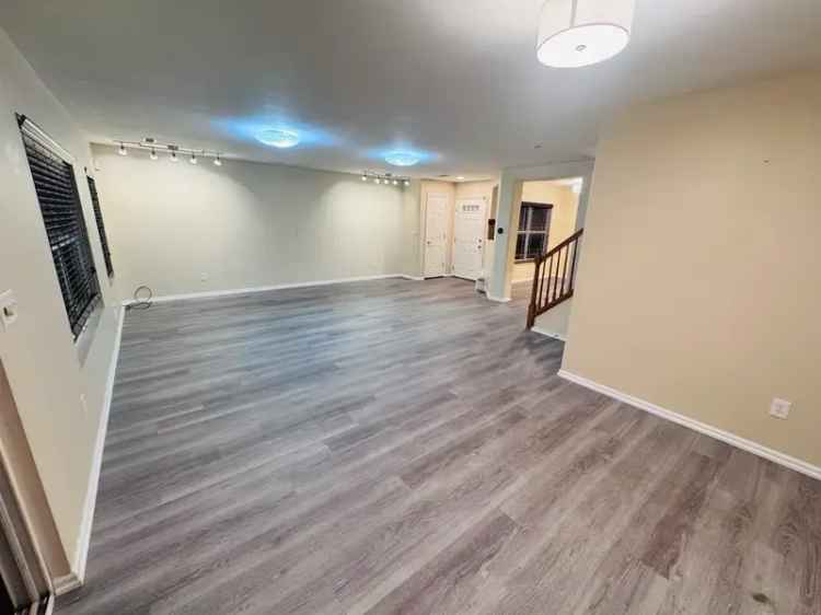 Rent 3 Bed 2.5 Bath Condo in Englewood CO with New Upgrades