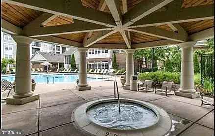 Condo for Rent in Bryson at Woodland Park with 1 Bedroom and Amenities